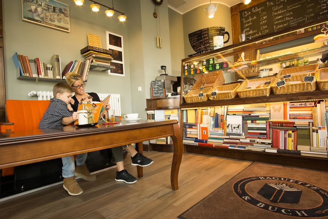 Hotel Bett Und Buch Berlin