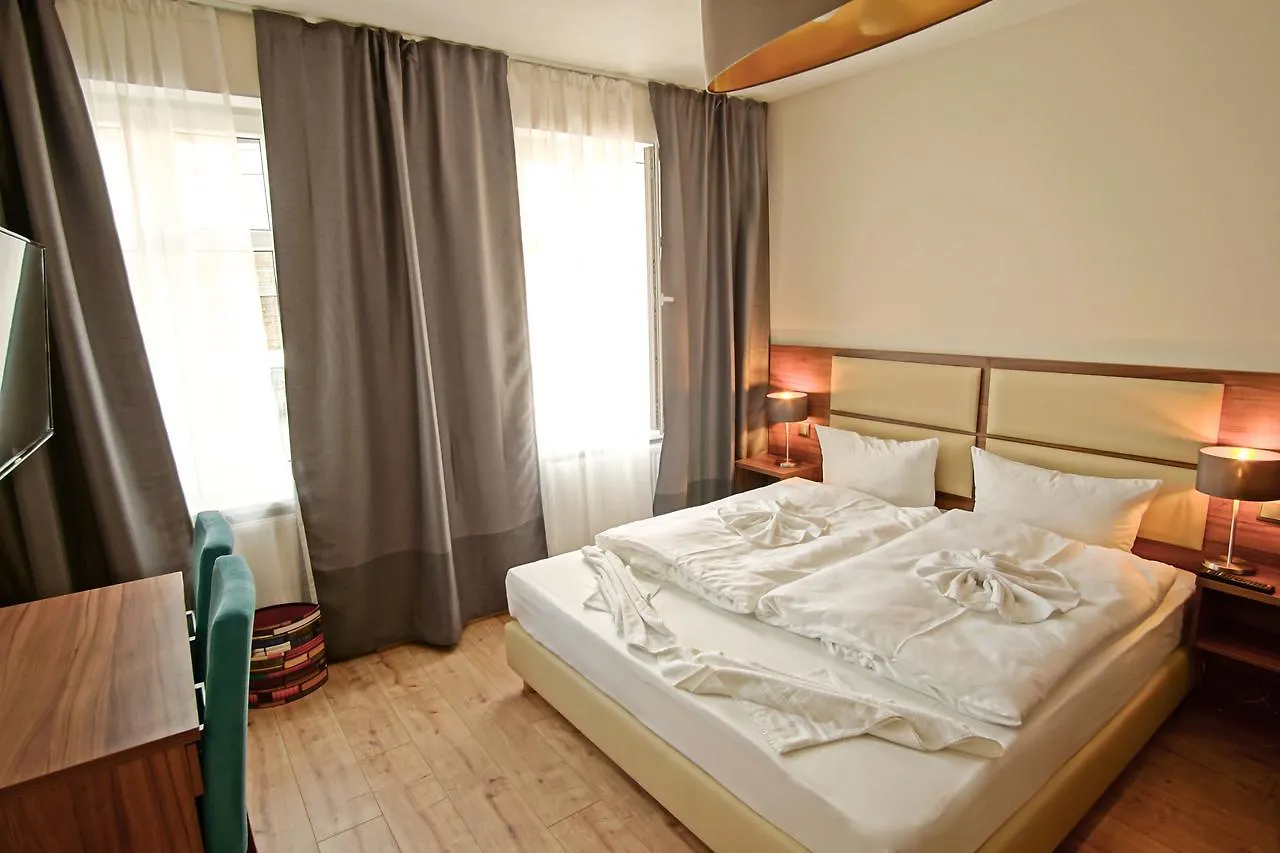 Hotel Bett Und Buch Berlin