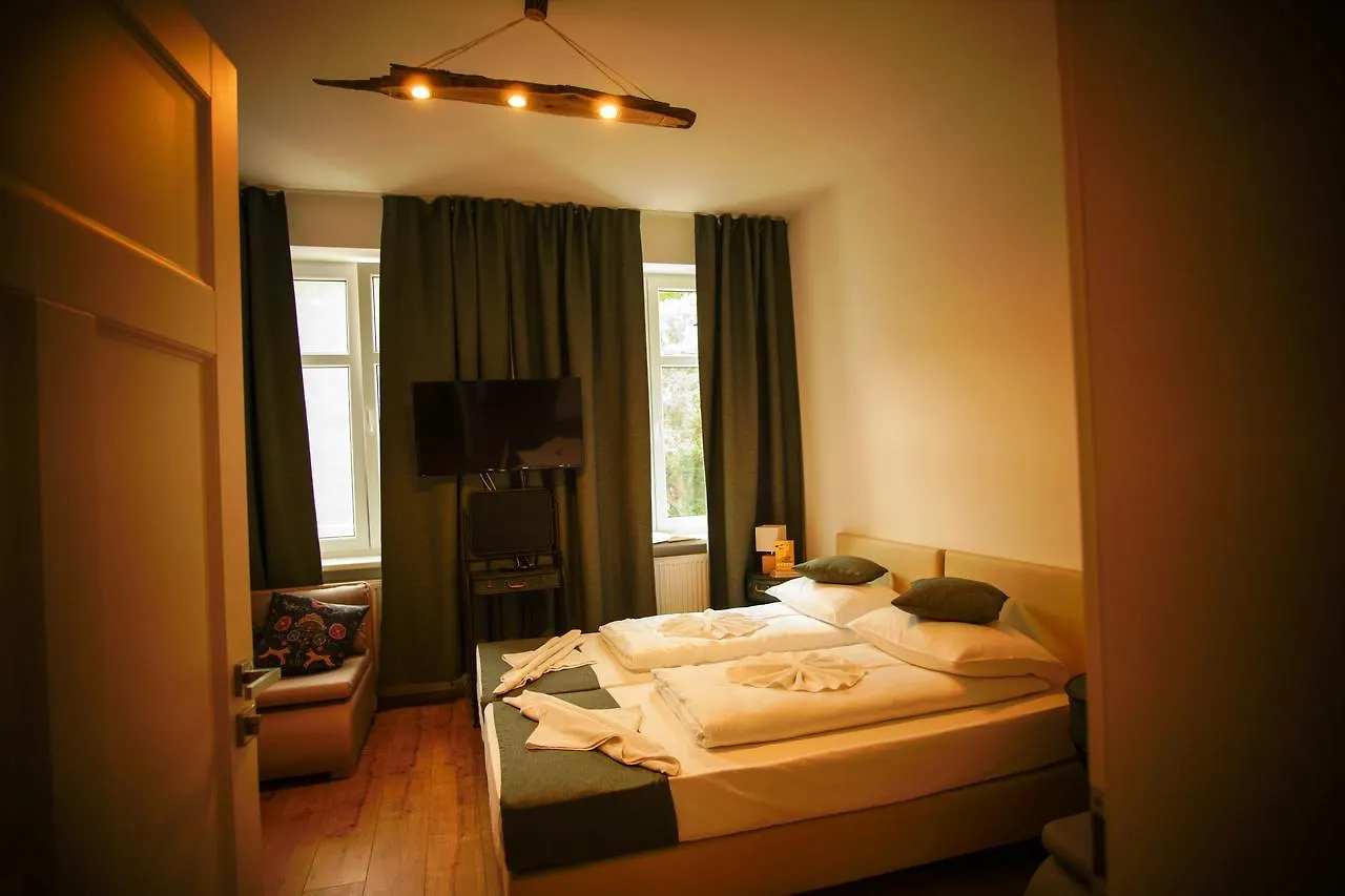 Hotel Bett Und Buch Berlin